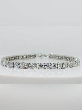 9ct MOISSANITE Bracelet 7”